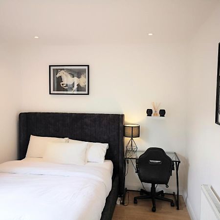 Апартаменти Clifton Court Hemel Гемел-Гемпстед Екстер'єр фото